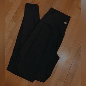 Black Lululemon leggings
